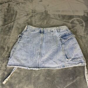 Cargo denim skirt (SMALL)